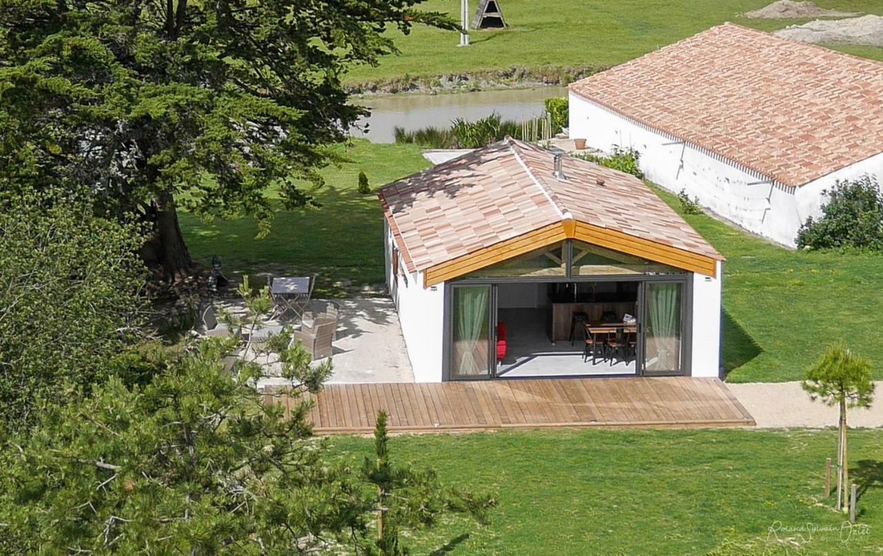 Gites De La Grande Borderie Saint-Gervais  ภายนอก รูปภาพ